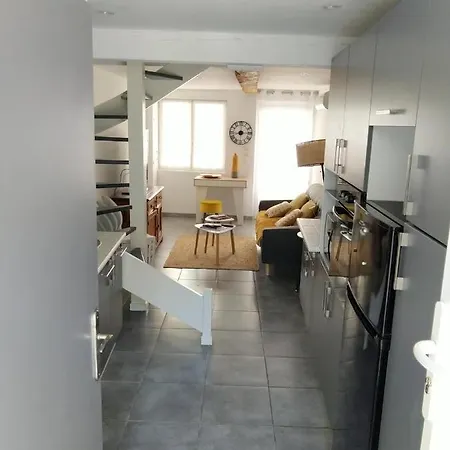 Prázdninový dům Maison Avec Terrasse Tropezienne Colombiers (Herault)